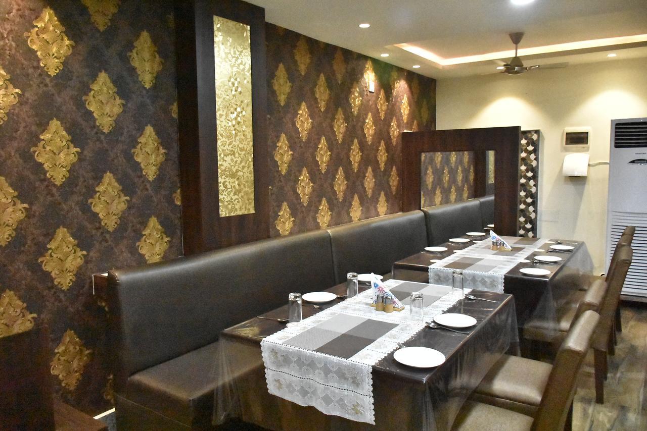 Hotel Daftari Palace Kishanganj エクステリア 写真