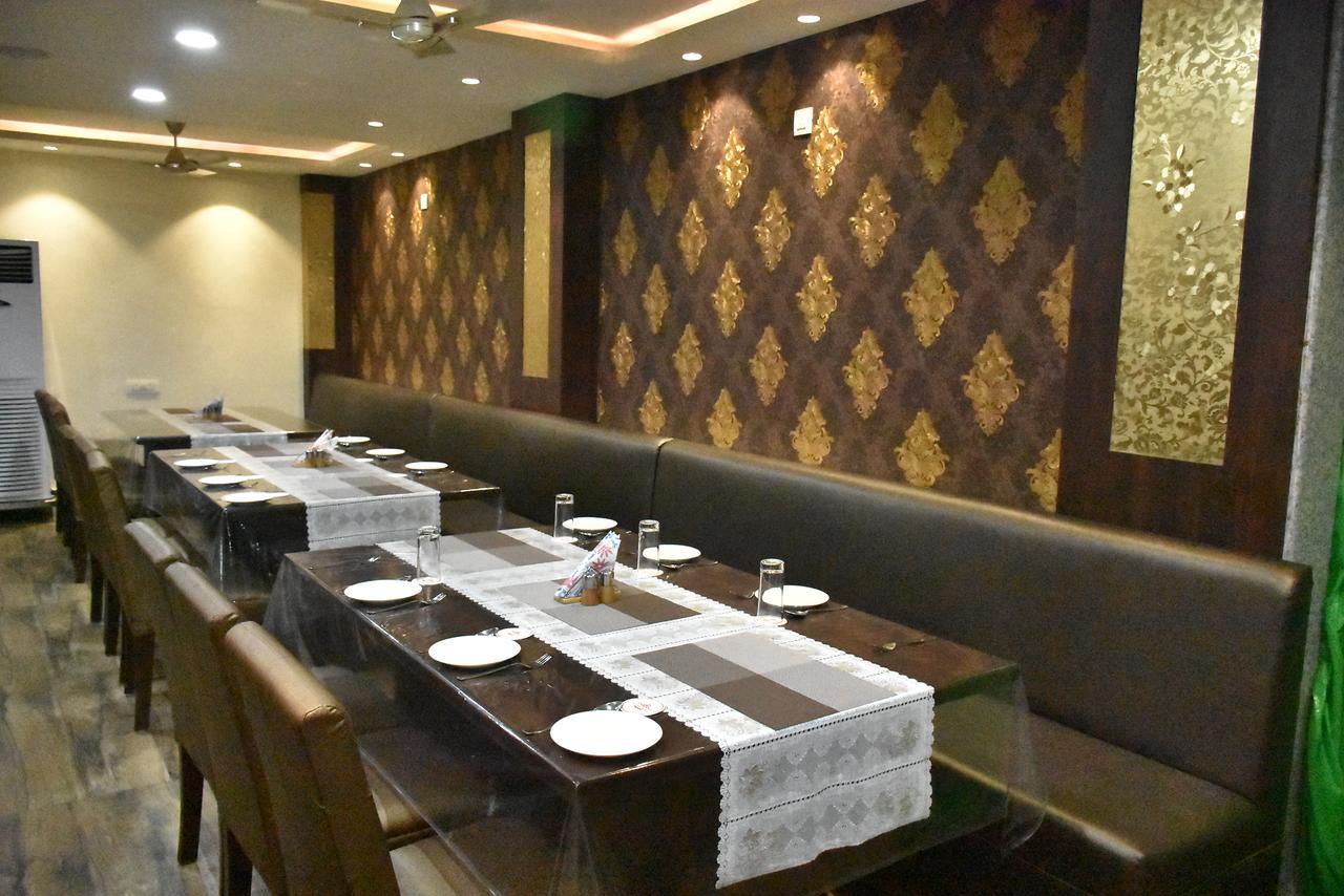 Hotel Daftari Palace Kishanganj エクステリア 写真